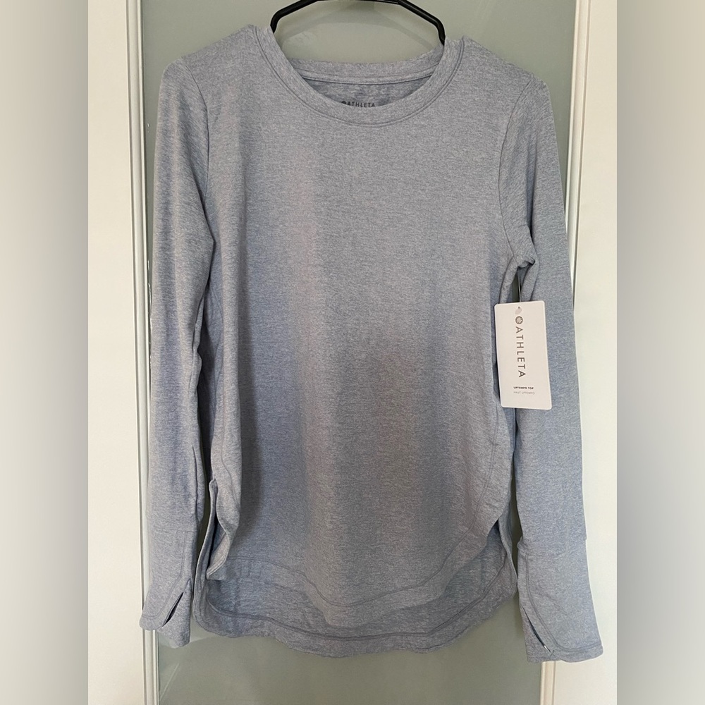 Athleta Uptempo Top NWT size Small light blue